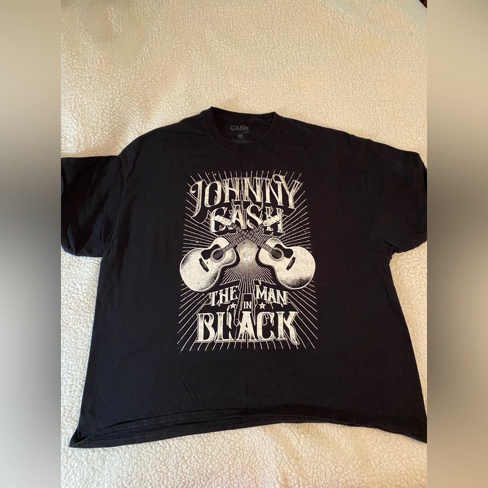 Johnny Cash men’s  Black Graphic Tee with Guitar Design 3XL
